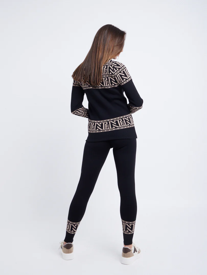 Ensemble en lainage grapique - Image 3