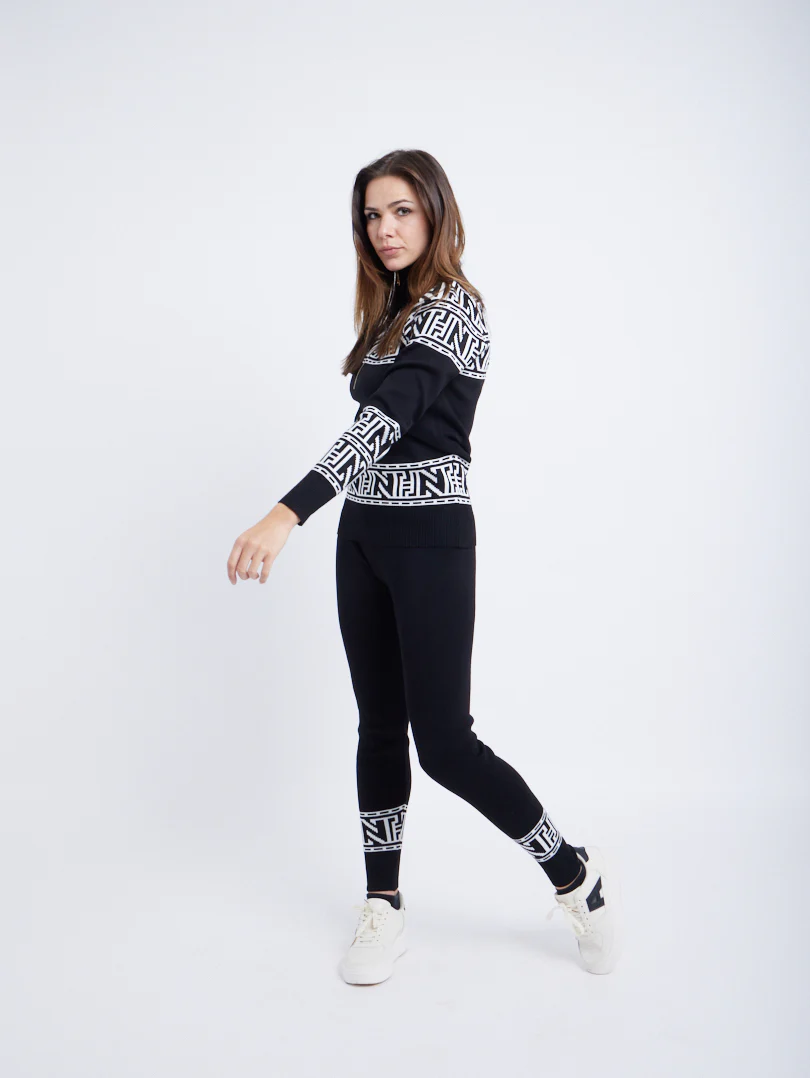 Ensemble en lainage grapique - Image 6