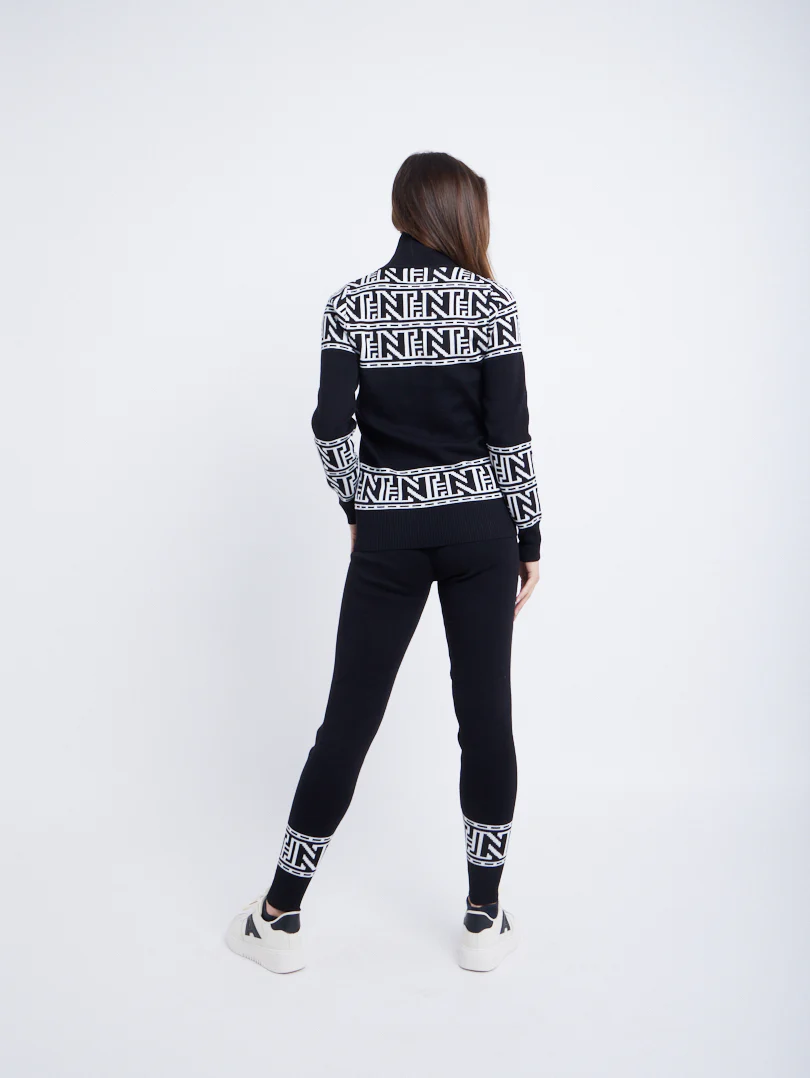 Ensemble en lainage grapique - Image 7