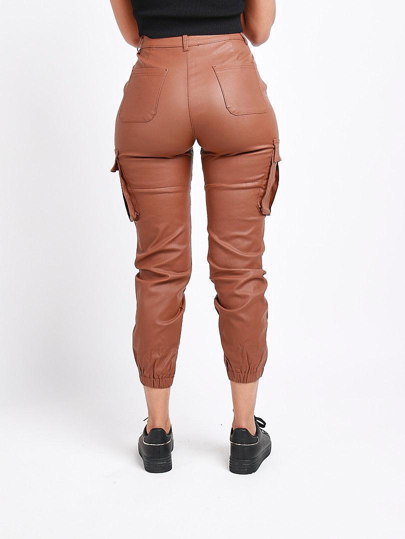 Pantalon cargo marron simili cuir - Image 3