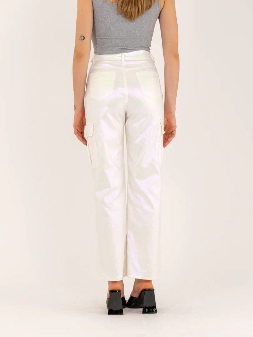 Pantalon cargo blanc métallisé - Image 3